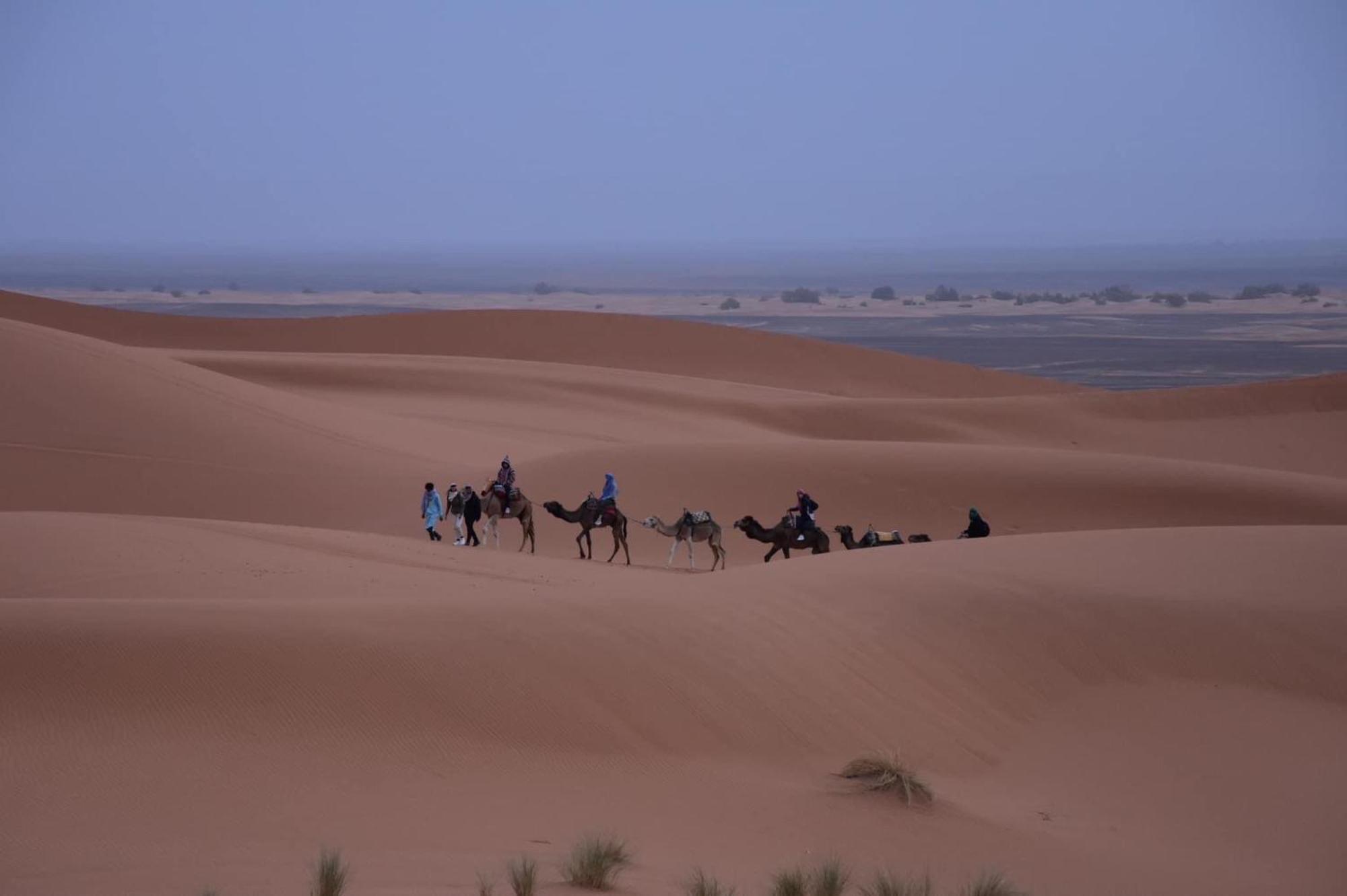 Merzouga Moonlight Desert Camp エクステリア 写真