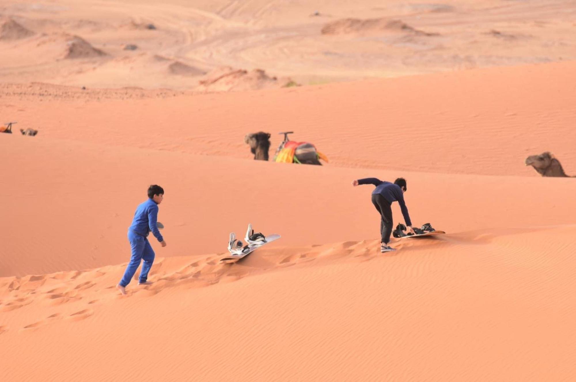 Merzouga Moonlight Desert Camp エクステリア 写真